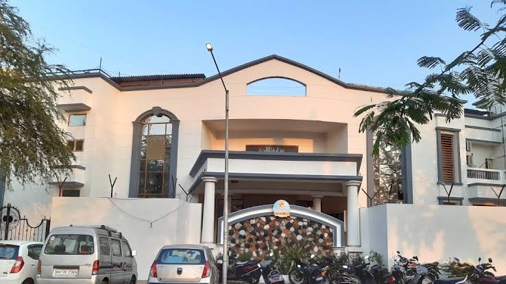 Country Club Kandiwali - Top Club in Mumbai